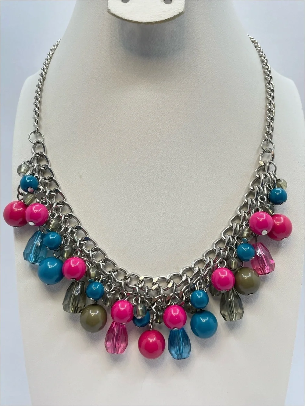 Silver Tone Acrylic Beaded Statement Necklace Pink Blue Chunky
